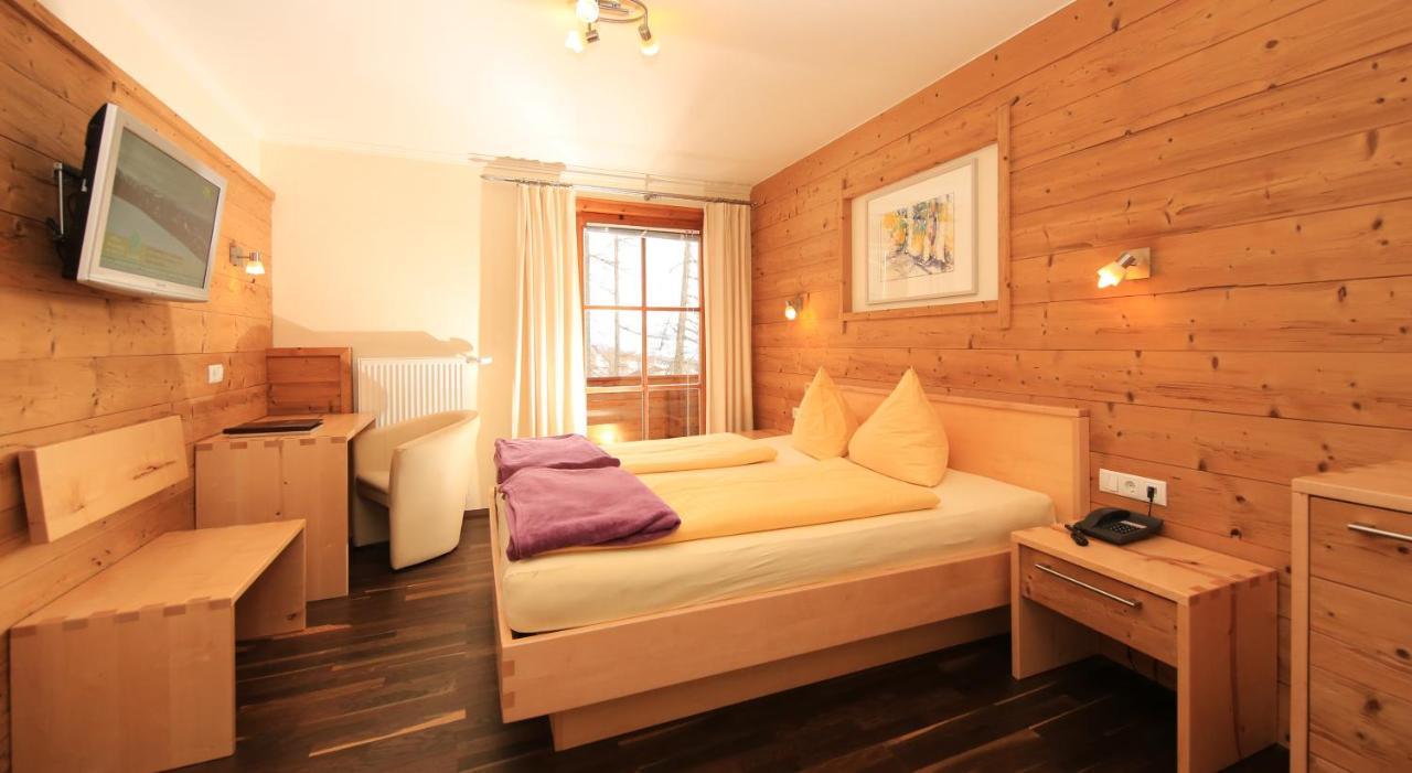 Hotel Laerchenhof Ramsau am Dachstein Exteriör bild