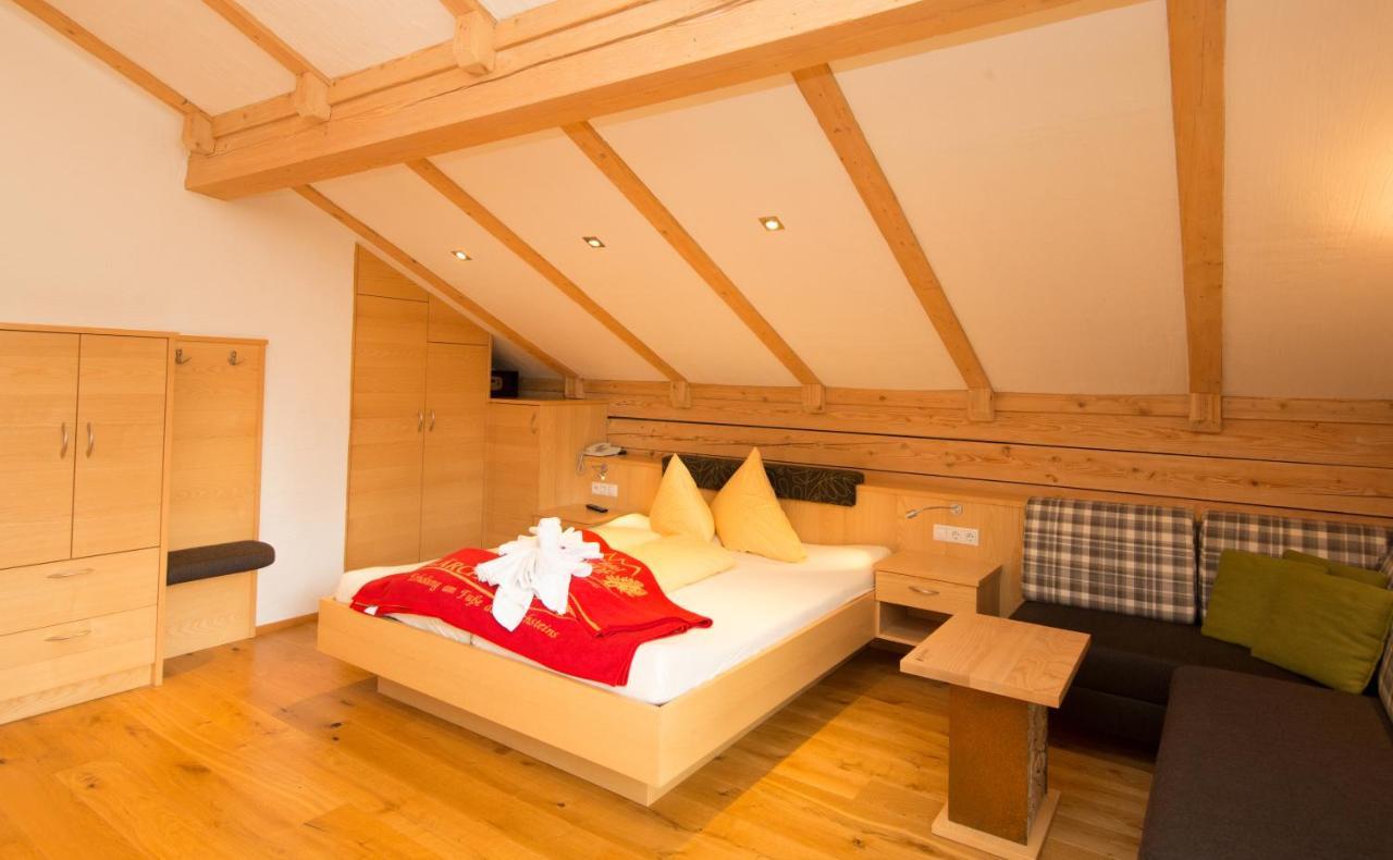Hotel Laerchenhof Ramsau am Dachstein Exteriör bild