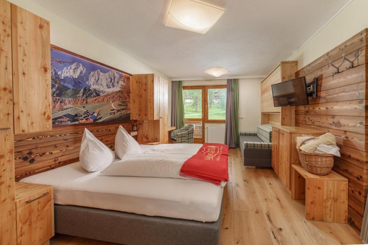 Hotel Laerchenhof Ramsau am Dachstein Exteriör bild